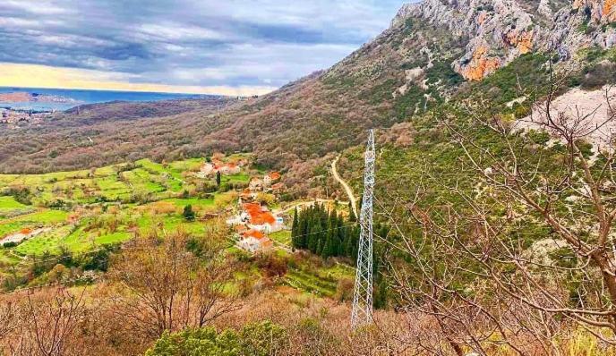 Apartmani Dumezic Бар Екстер'єр фото