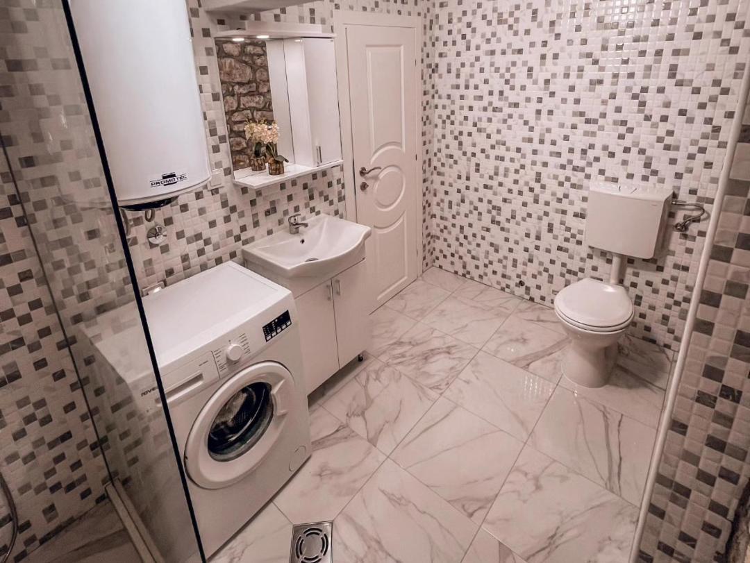 Apartmani Dumezic Бар Номер фото